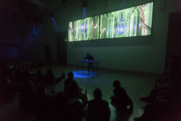 U+29DC: Index of/ Enrico Boccioletti