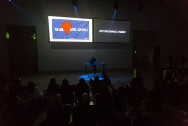 U+29DC: Index of/ Enrico Boccioletti